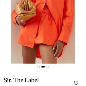 SIR Dion short in Mandarin Red - Sz AU 2/ US 6